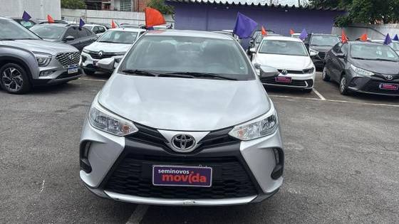 TOYOTA YARIS 1.5 16V FLEX XL MULTIDRIVE TOYOTA YARIS 1.5 16V FLEX XL MULTIDRIVE